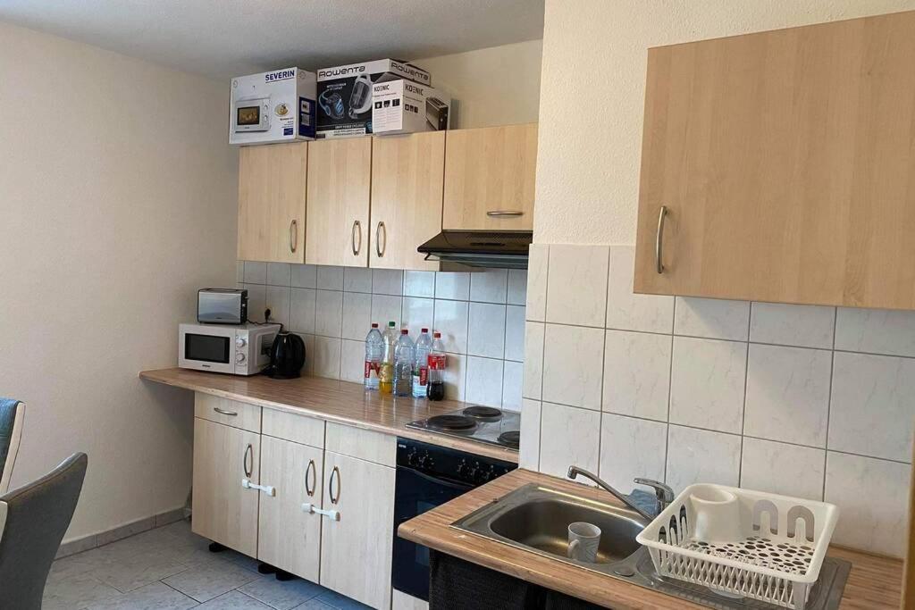 Beste Lage In Rostock: 2-Zimmerwohnung Mit Balkon Im 1.Og Екстер'єр фото
